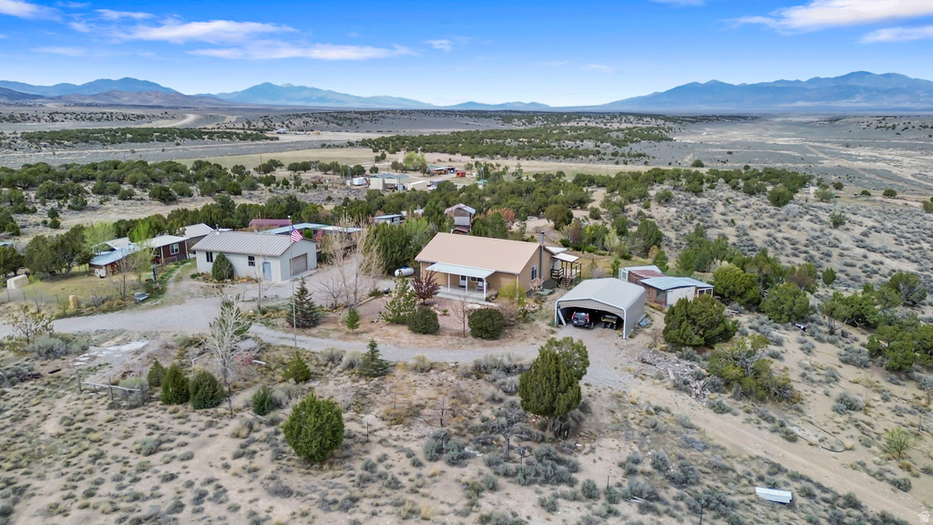 1933 S LEE LN Vernon, UT 84080