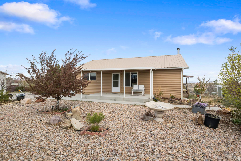 1933 S LEE LN Vernon, UT 84080