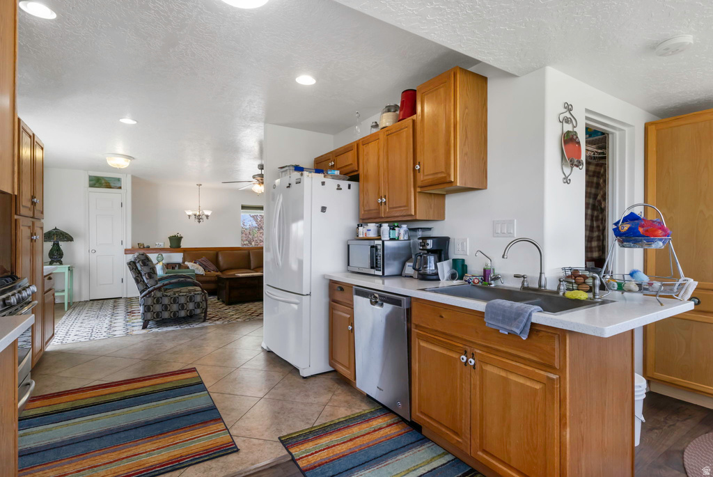 1933 S LEE LN Vernon, UT 84080