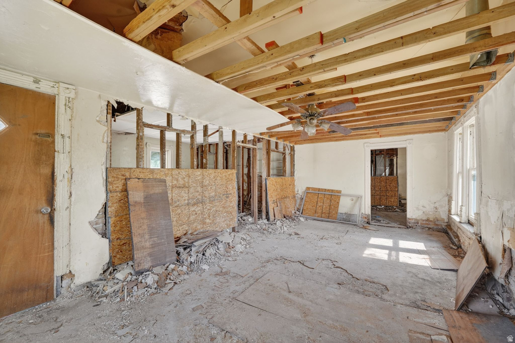 919 S 1400 W Salt Lake City, UT 84104