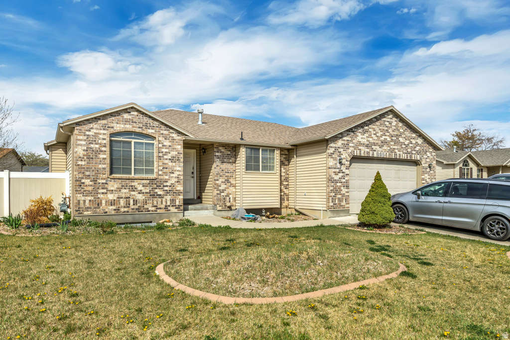 2882 S ADAM HILL WAY Magna, UT 84044
