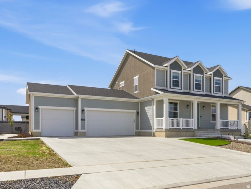 3233 W 2500 N Clinton, UT 84015