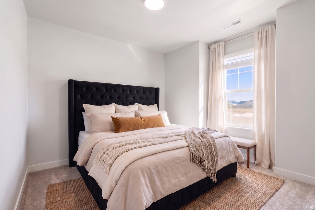 3233 W 2500 N Clinton, UT 84015
