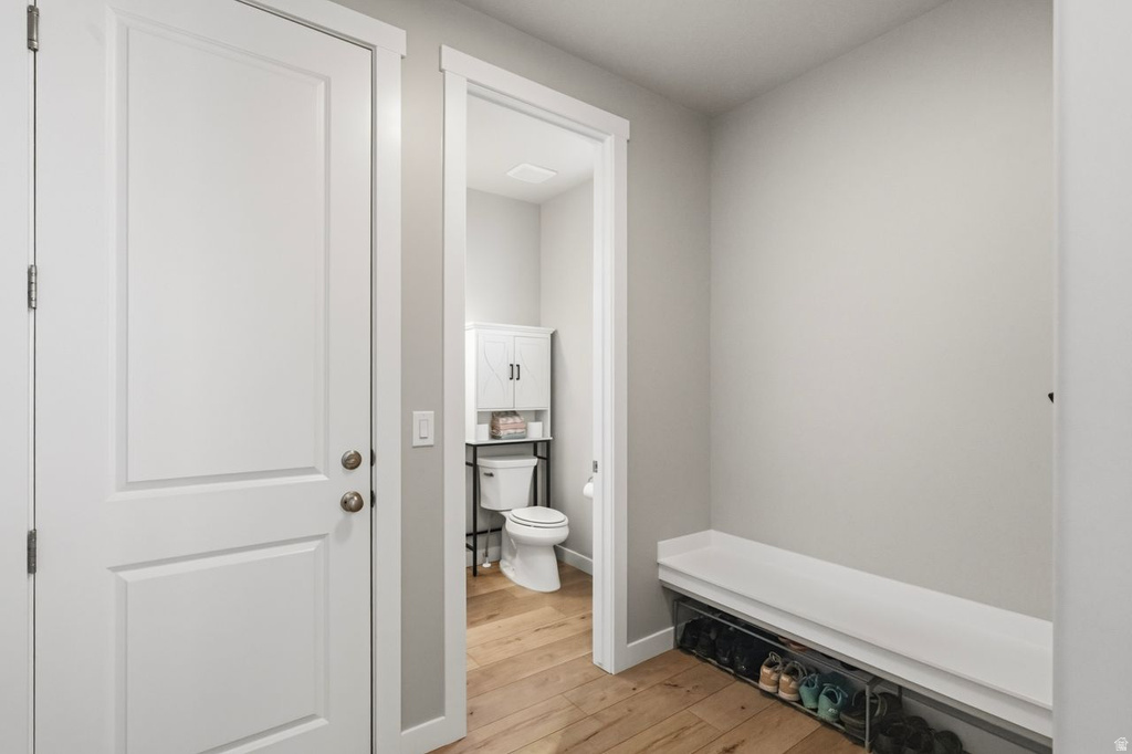 3233 W 2500 N Clinton, UT 84015