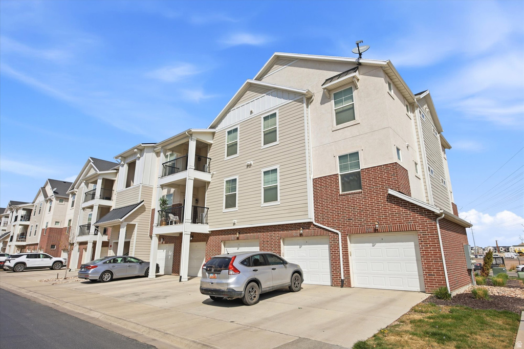 3696 W 1850 N #Q304 Lehi, UT 84043