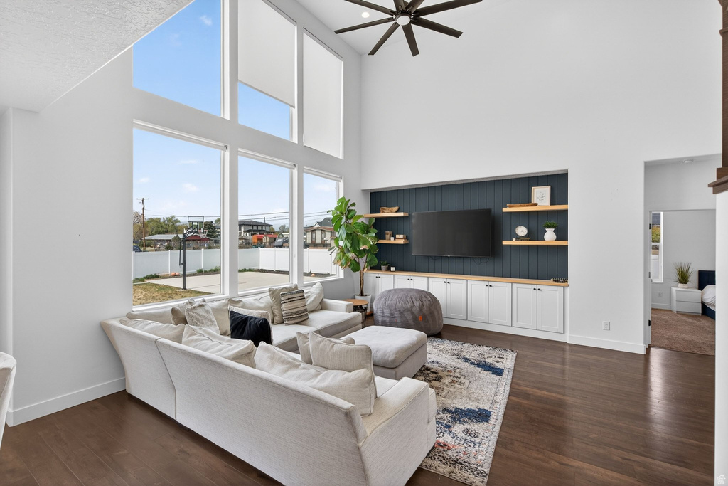 893 N 1580 E Lehi, UT 84043