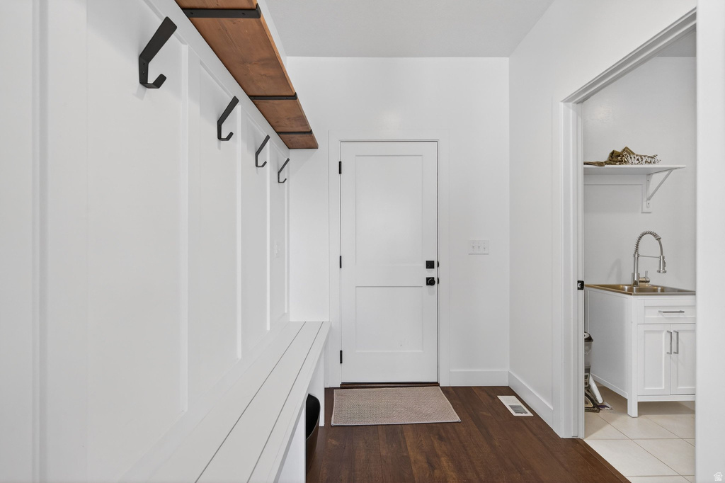 893 N 1580 E Lehi, UT 84043