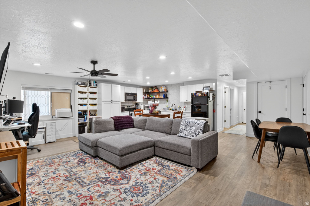 893 N 1580 E Lehi, UT 84043