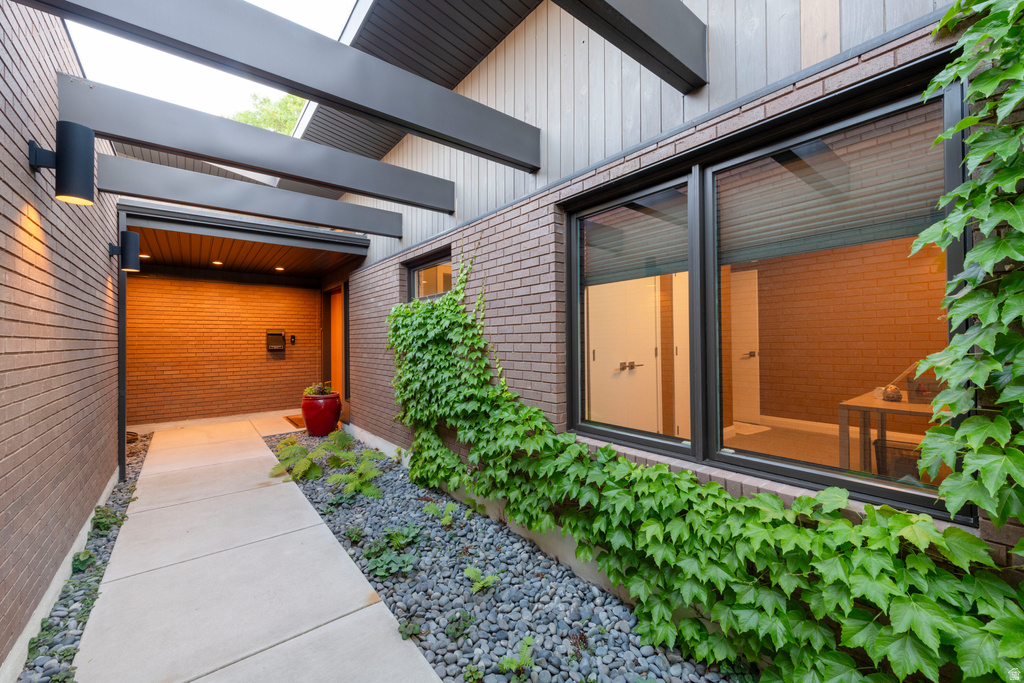 2250 E 1700 S Salt Lake City, UT 84108