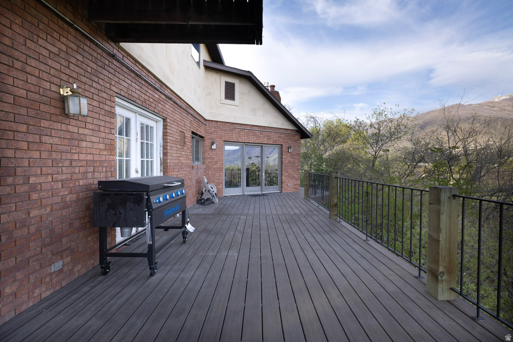 1572 N STAYNER DR Farmington, UT 84025