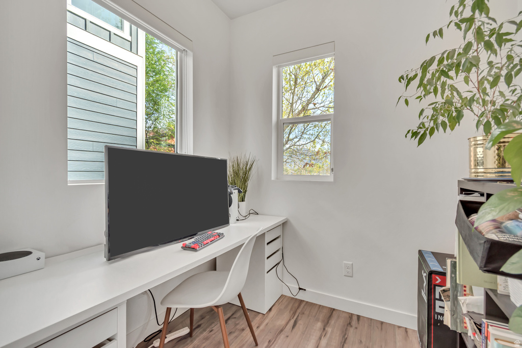 7649 S LIND LN Midvale, UT 84047