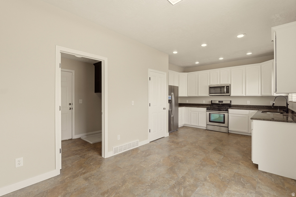 449 E APPLE BLOSSOM DR Pleasant Grove, UT 84062