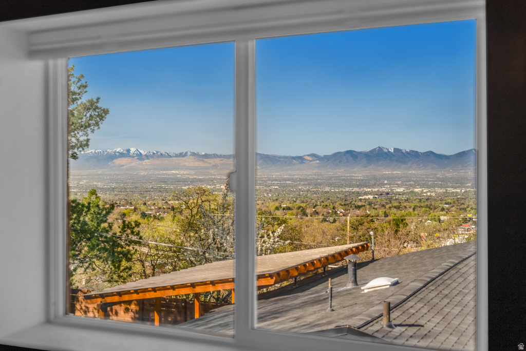 3720 E YOSEMITE DR Salt Lake City, UT 84109