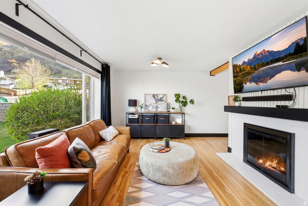 3720 E YOSEMITE DR Salt Lake City, UT 84109