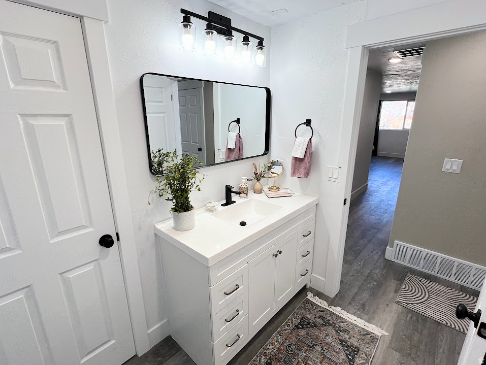 1448 E ESTRELLITA DR Sandy, UT 84093