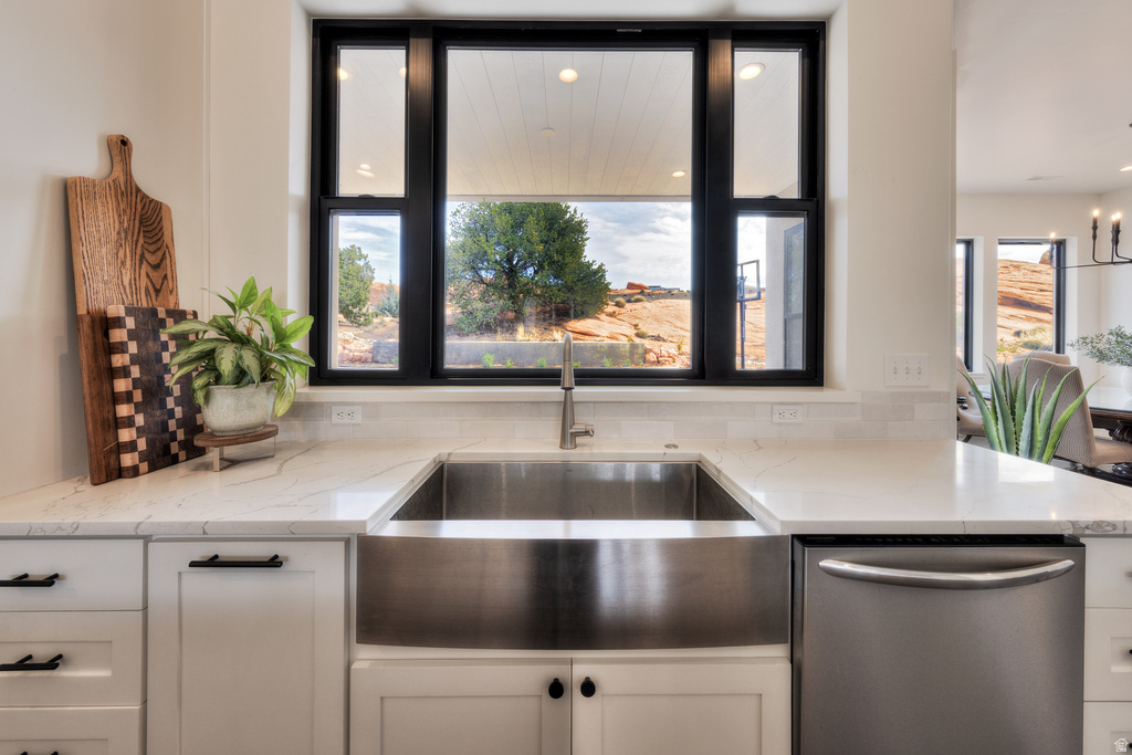 2211 CAMINO DEL CARNERO Moab, UT 84532