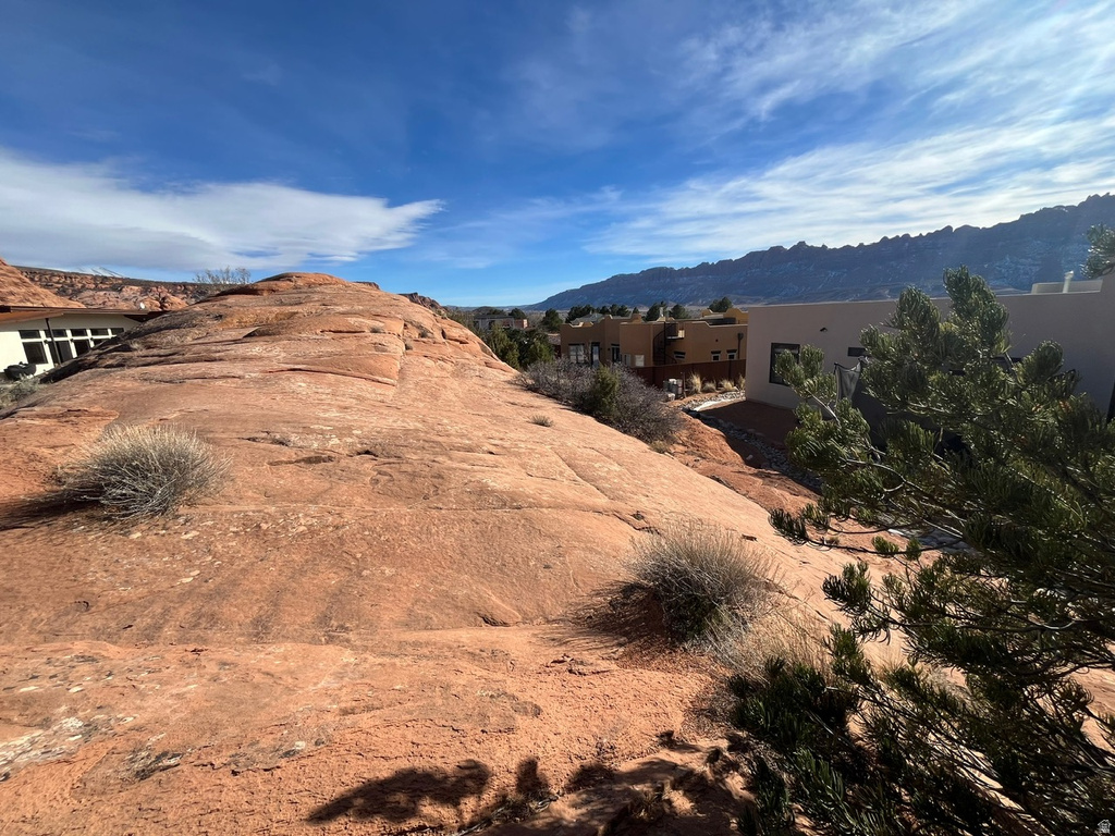 2211 CAMINO DEL CARNERO Moab, UT 84532