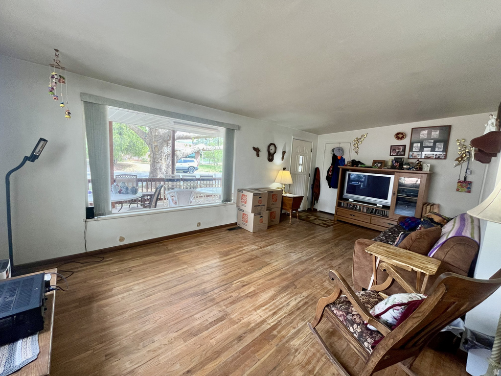 384 TUSHER ST Moab, UT 84532