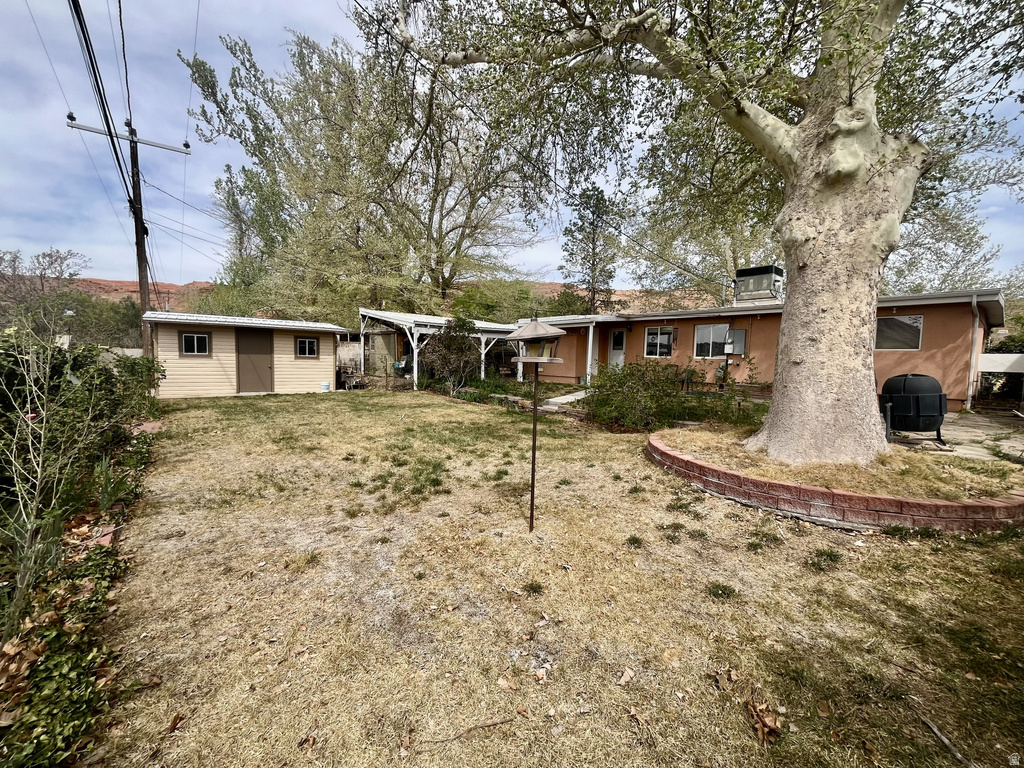 384 TUSHER ST Moab, UT 84532