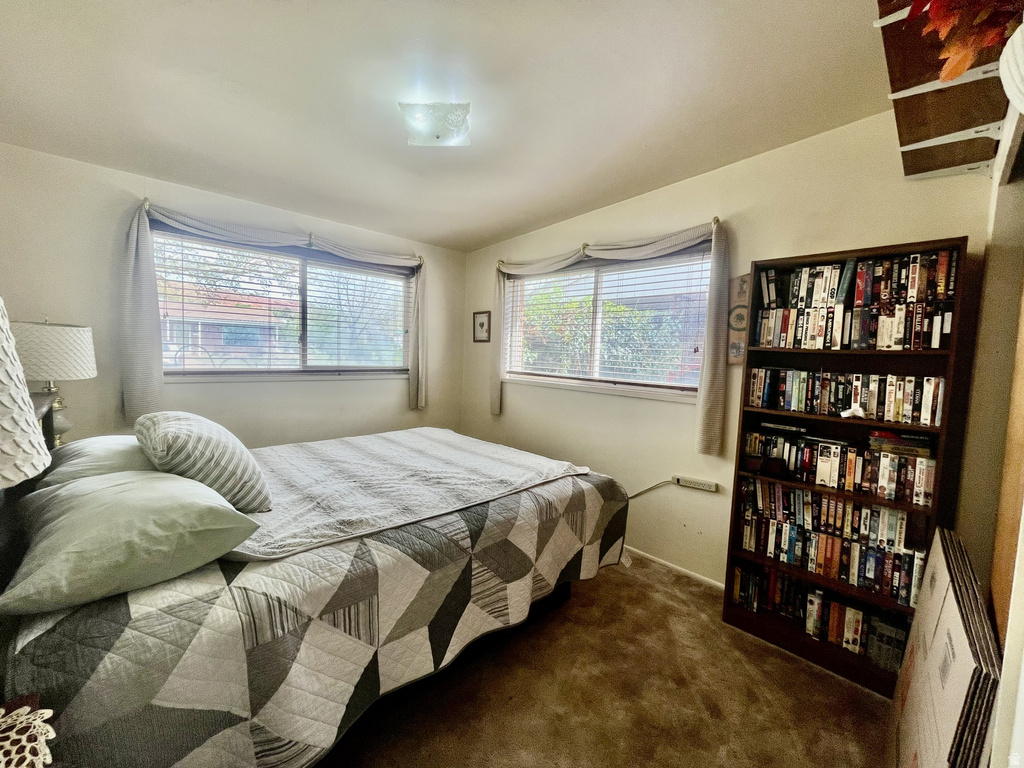 384 TUSHER ST Moab, UT 84532