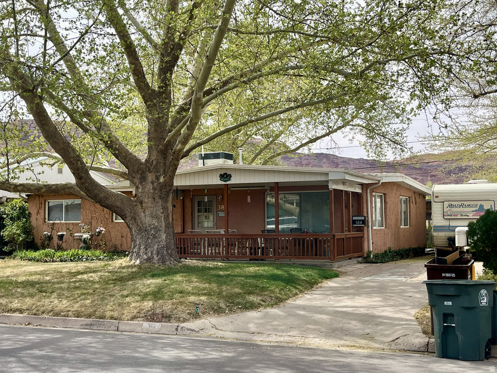 384 TUSHER ST Moab, UT 84532