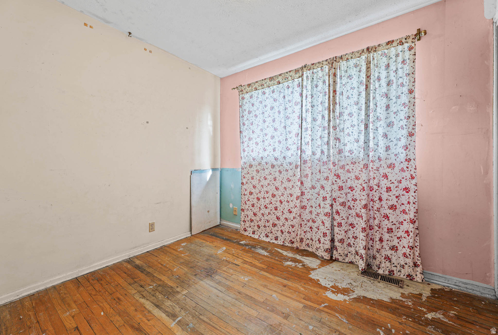 325 W PRINCETON DR Midvale, UT 84047