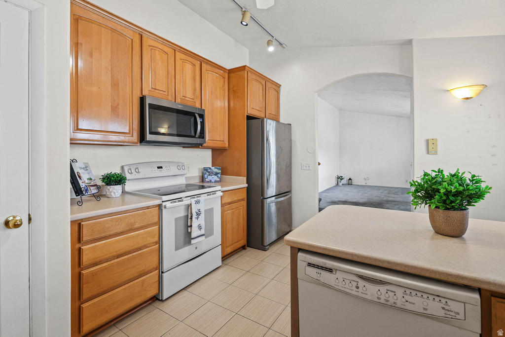 325 W PRINCETON DR Midvale, UT 84047