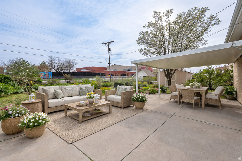 325 W PRINCETON DR Midvale, UT 84047