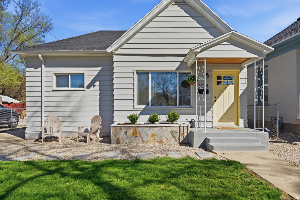 2244 JACKSON AVE Ogden, UT 84401