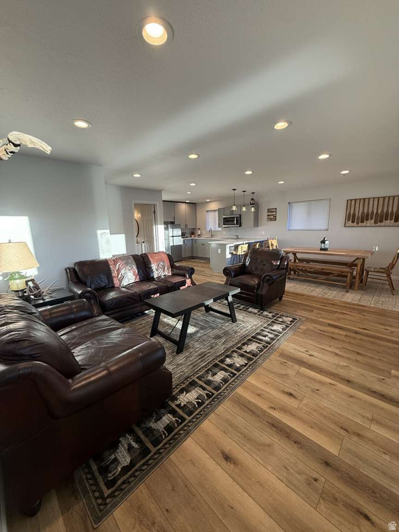 573 W LAKE VW Fish Lake, UT 84701