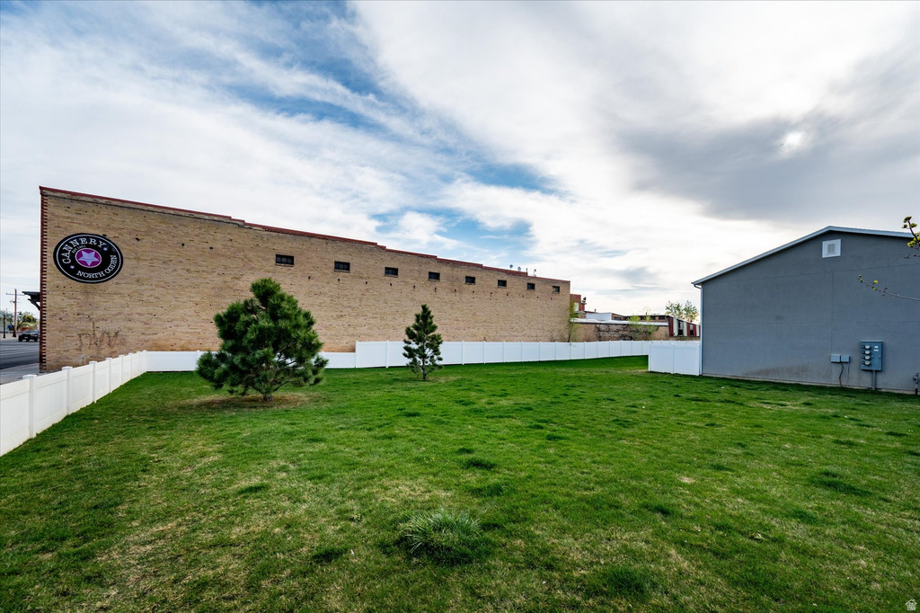 371 E 2050 N #1 North Ogden, UT 84414