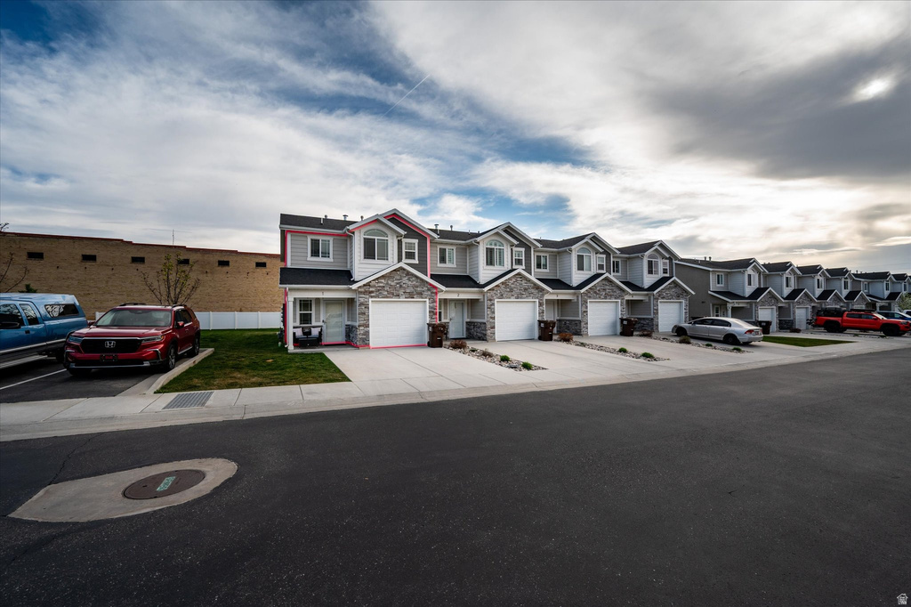 371 E 2050 N #1 North Ogden, UT 84414