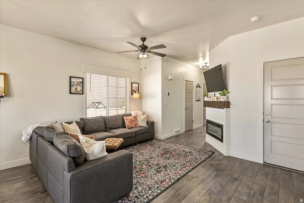 994 W OSPREY DR Stansbury Park, UT 84074