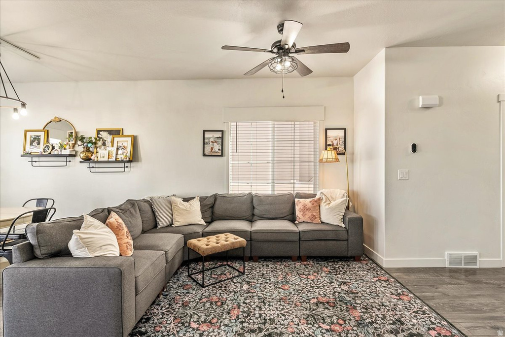 994 W OSPREY DR Stansbury Park, UT 84074