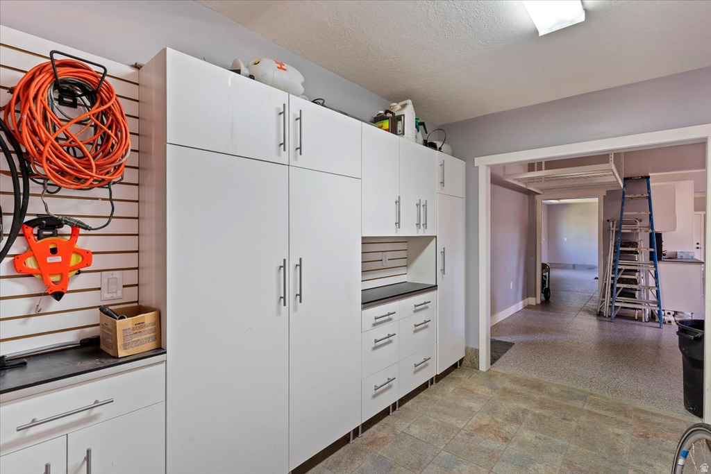 42 W CENTER ST Kaysville, UT 84037