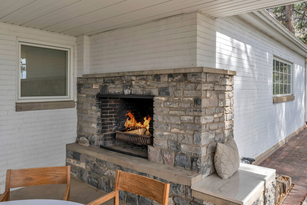 2025 OAK LN Provo, UT 84604