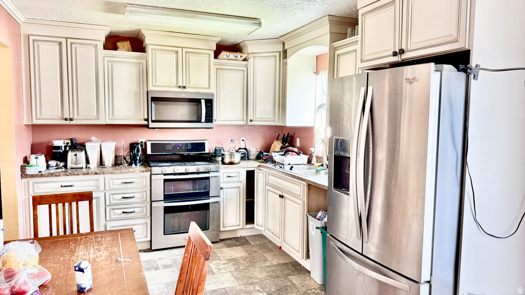 959 THREE POINT AVE Logan, UT 84321