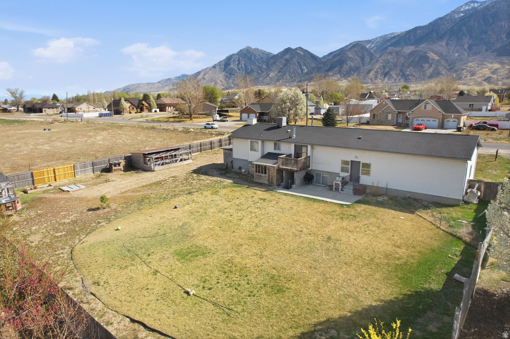 470 S 200 W Mona, UT 84645