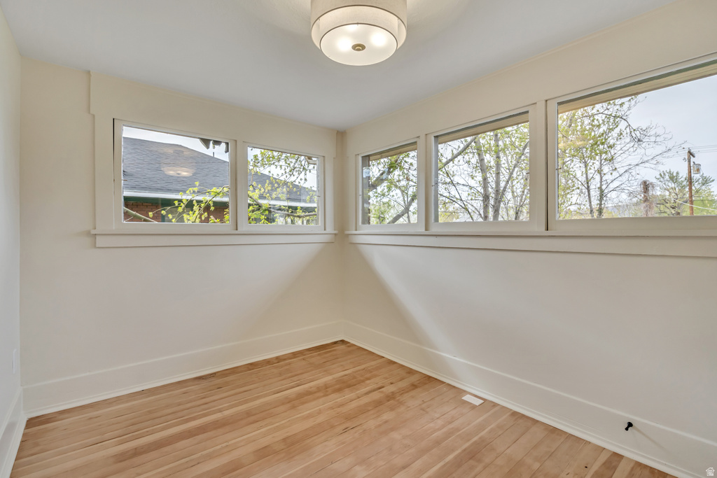 843 E LOGAN AVE Salt Lake City, UT 84105