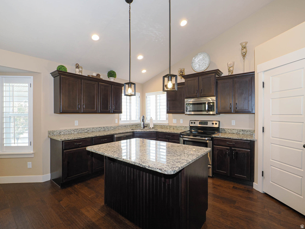 85 N 900 E Salem, UT 84653