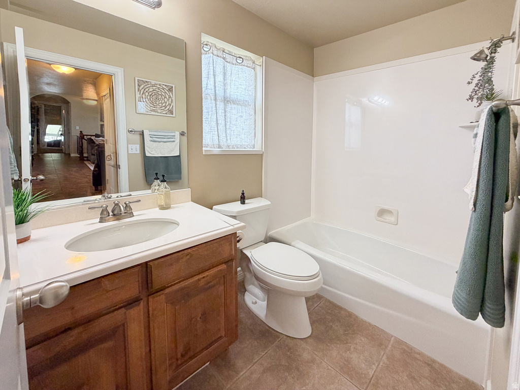 2679 W 2500 N Clinton, UT 84015