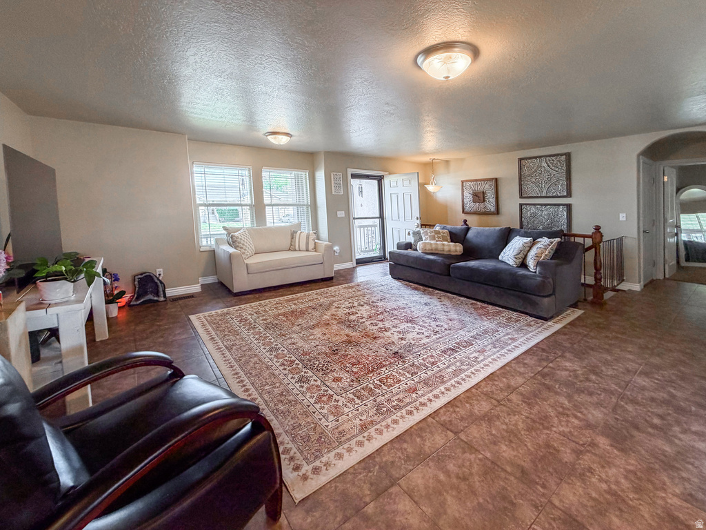 2679 W 2500 N Clinton, UT 84015