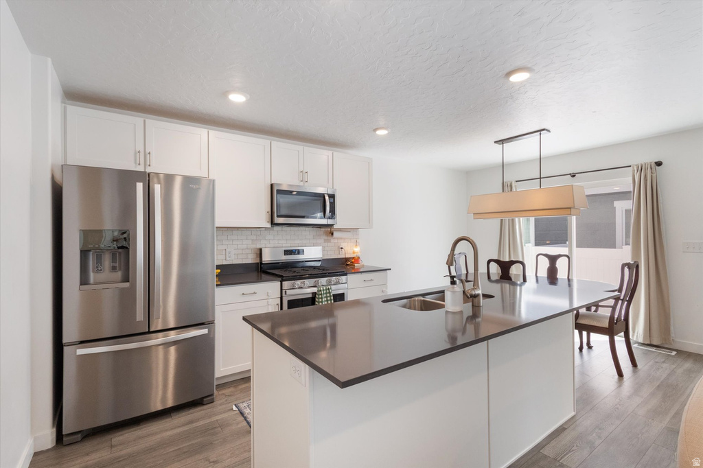 282 N STARBOARD DR Saratoga Springs, UT 84045