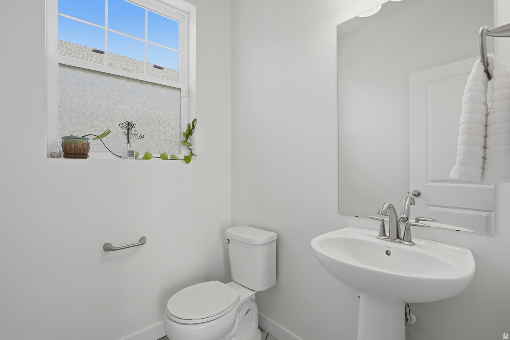 6911 W DOCKSIDER DR South Jordan, UT 84009