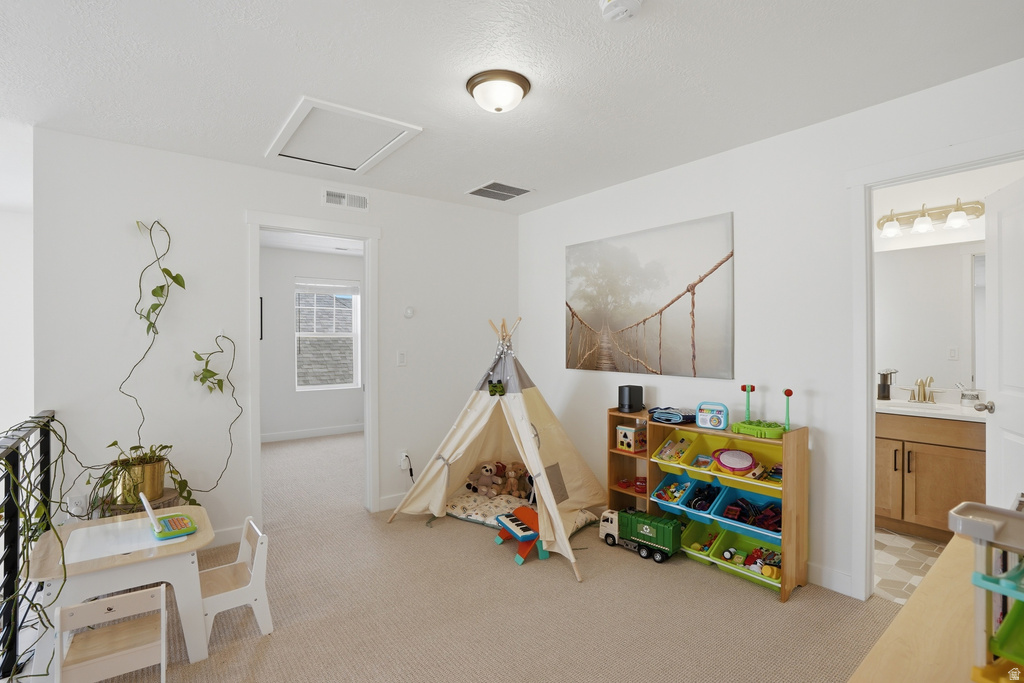 6911 W DOCKSIDER DR South Jordan, UT 84009