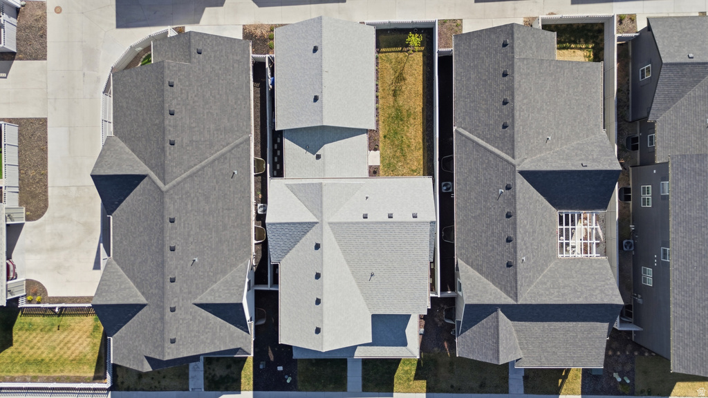 6911 W DOCKSIDER DR South Jordan, UT 84009