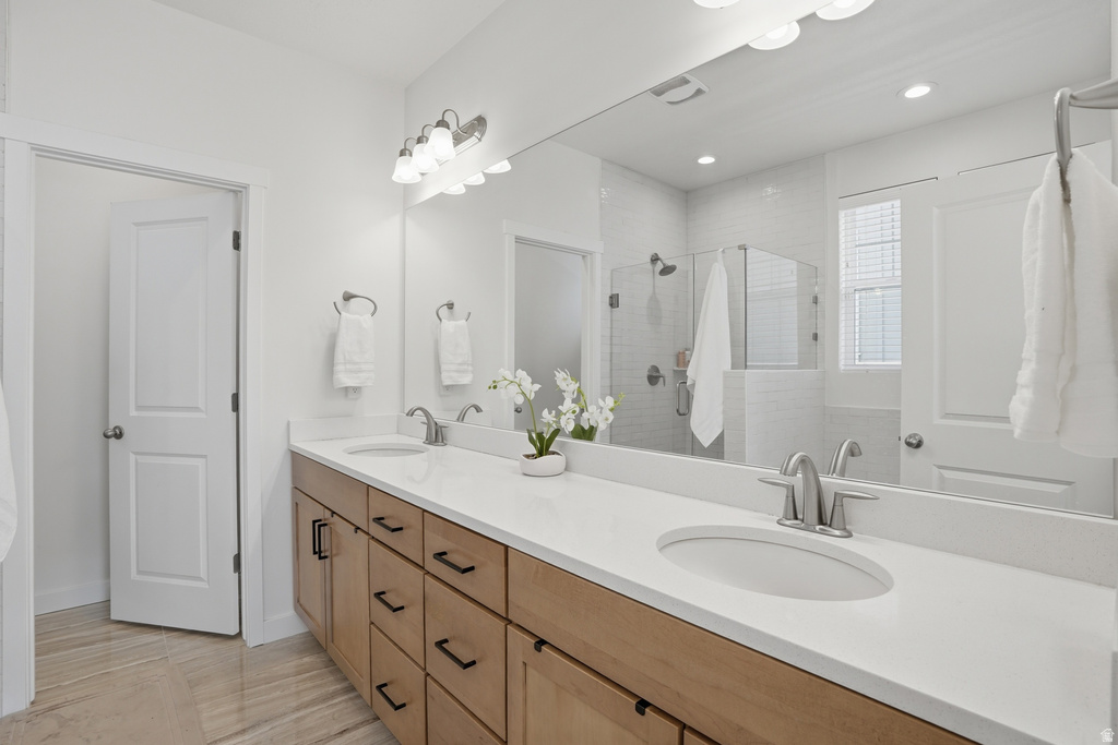 6911 W DOCKSIDER DR South Jordan, UT 84009