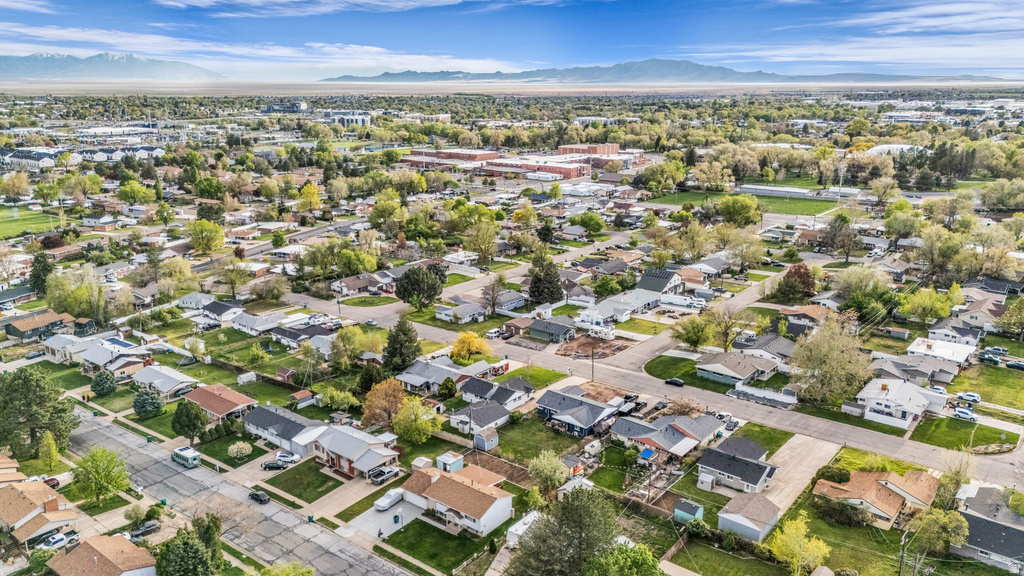 578 VALERIA DR Layton, UT 84041