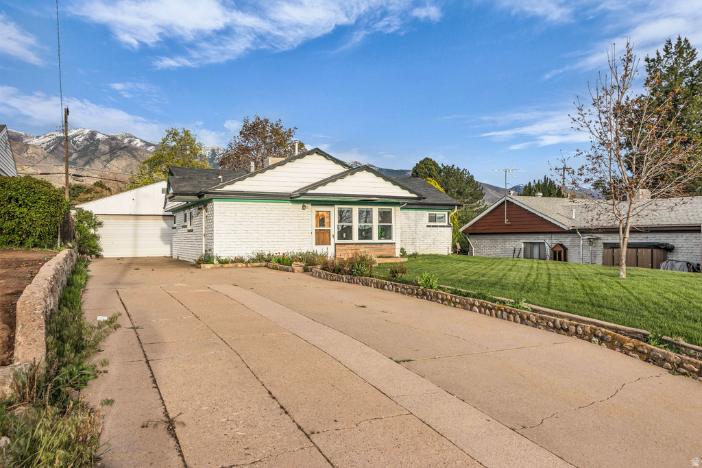 578 VALERIA DR Layton, UT 84041