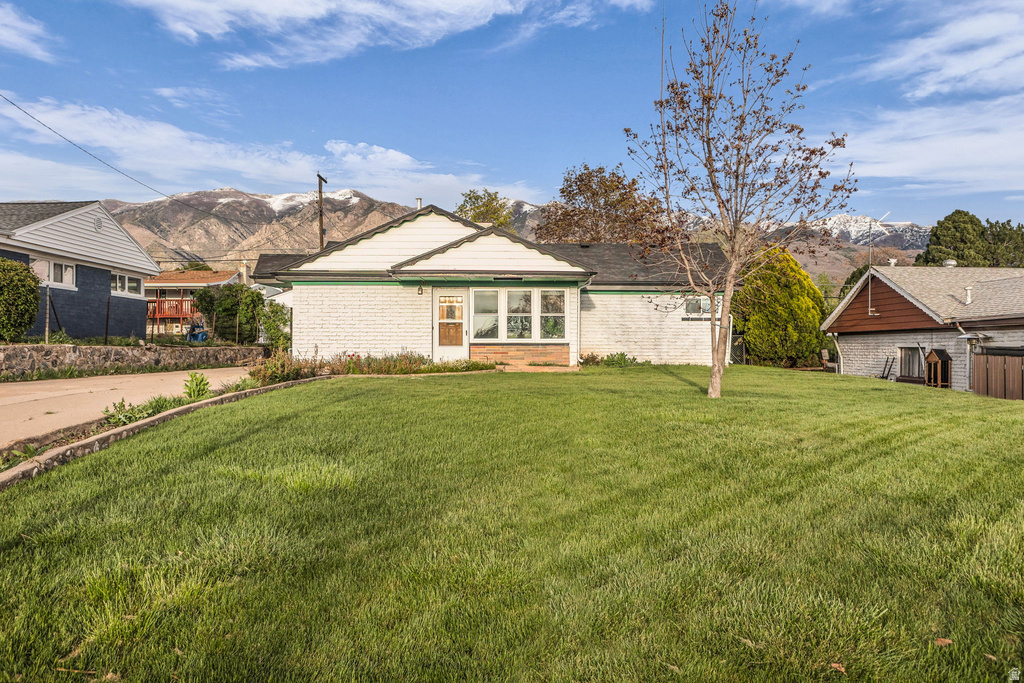 578 VALERIA DR Layton, UT 84041